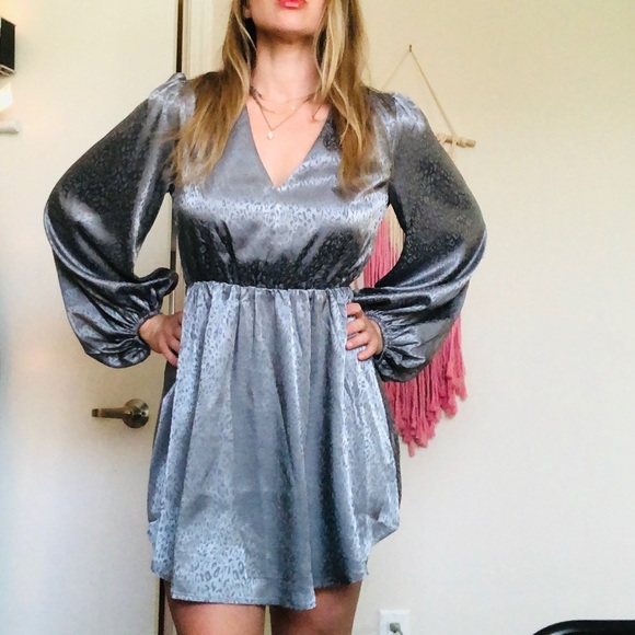 👑Chrome Jacquard Leopard Print Satin Mini Dress - Picture 3 of 8